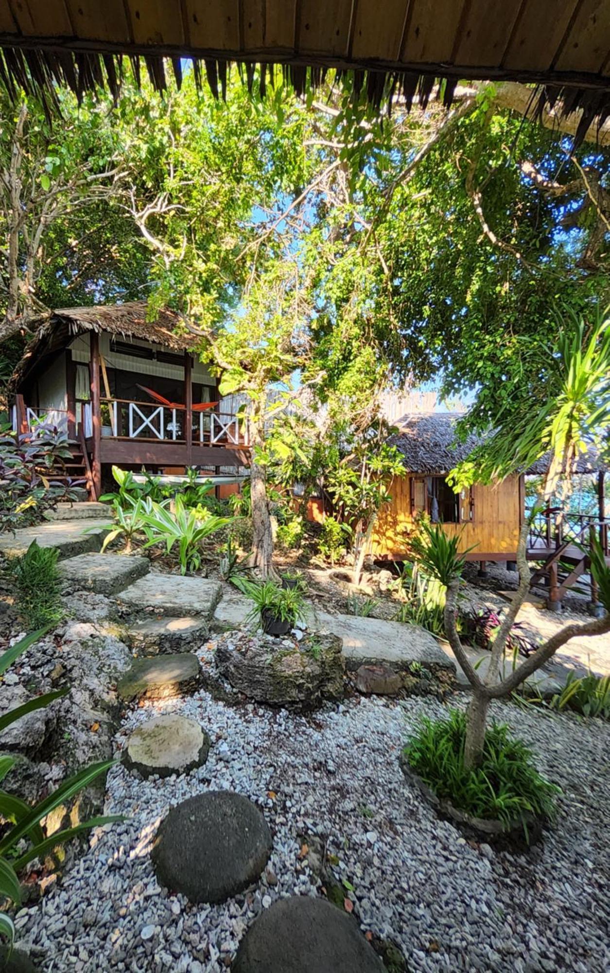 Nini'S Beach Bungalows Бира Экстерьер фото